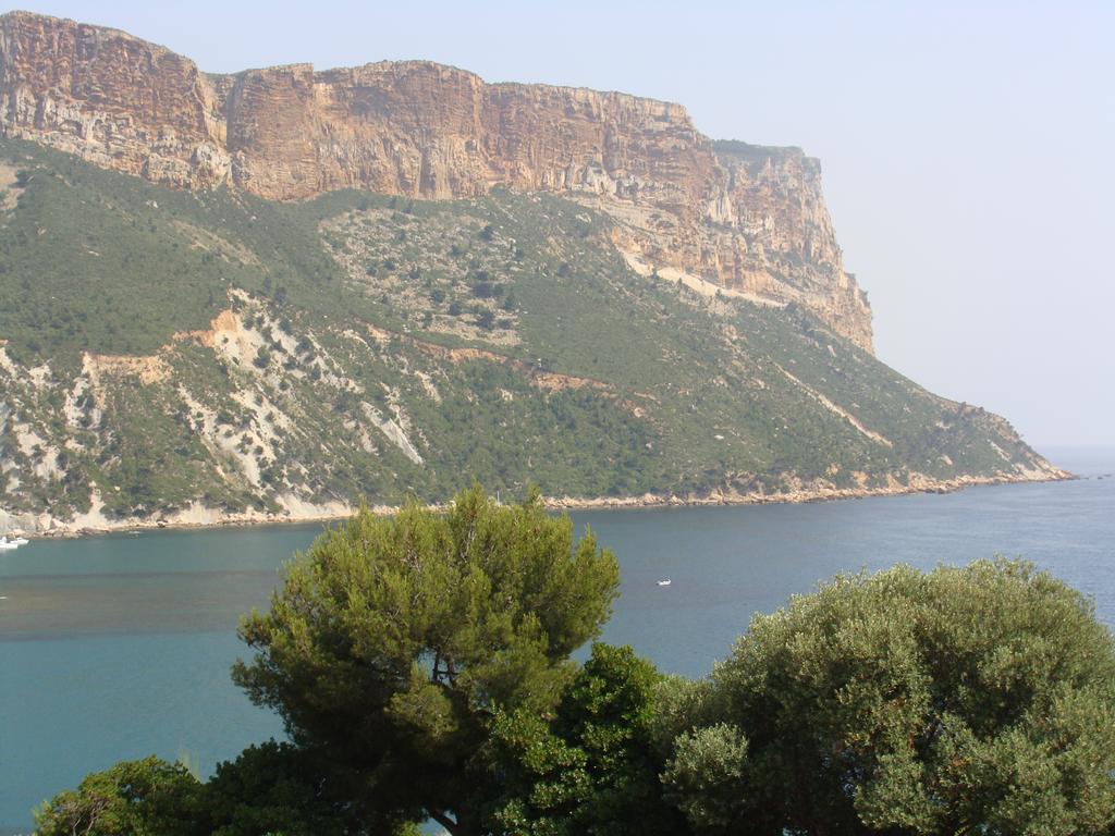 Flat Apartment Cassis Bagian luar foto