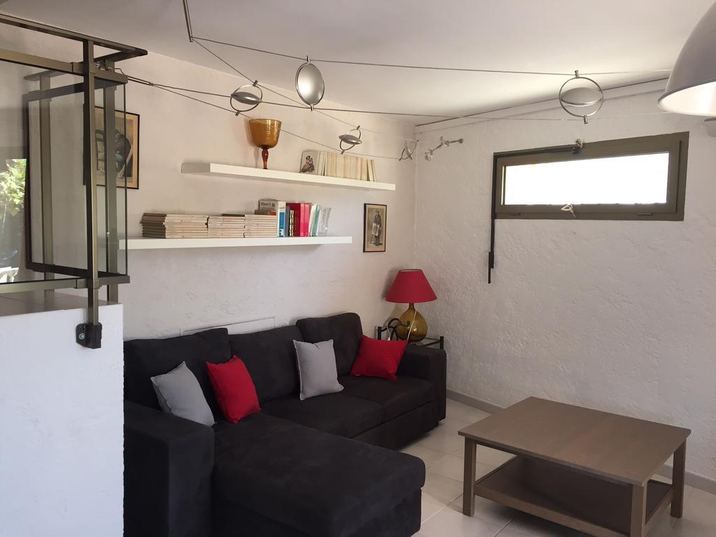 Flat Apartment Cassis Bagian luar foto